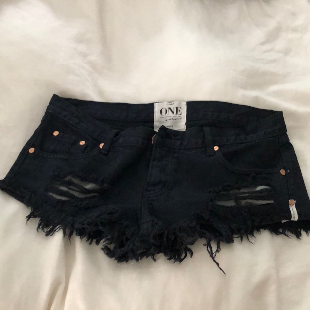 Never won One Teaspoon Black Booty Short
